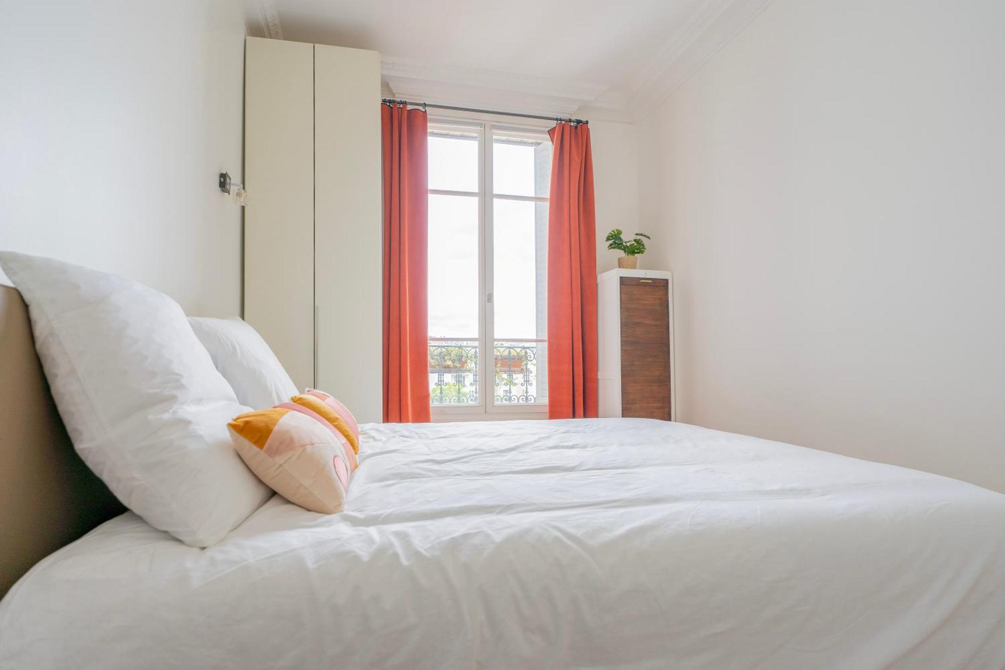 Luxury And Comfort In The Heart Of Parijs